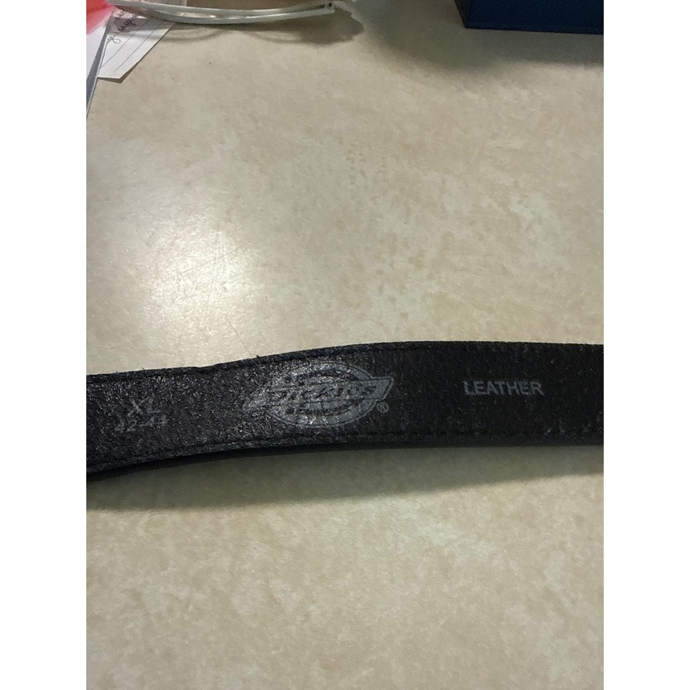 Dickies Mens Leather Belt Black Stitched Silver Buckle Logo XL 42-44 - Picture 2 of 5